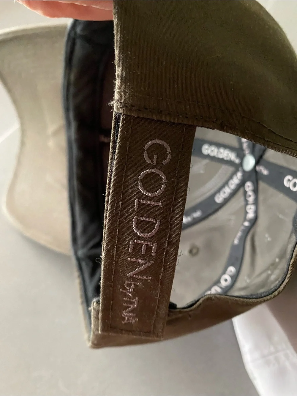 Aritzia Babaton Golden TNA ALO Zara Mango Olive Taupe Nude Khaki Baseball Caps